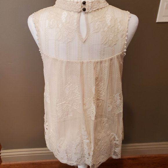 Off White Cream Lace Tank Top Style Blouse - Picture 3 of 11